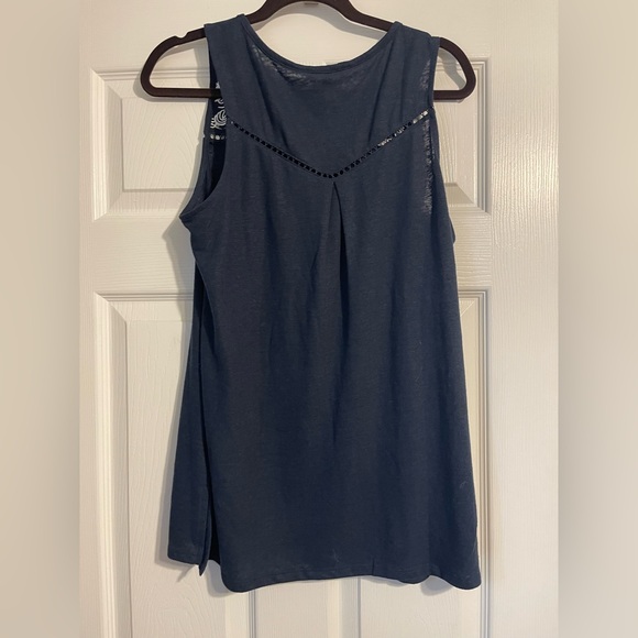 Market and Spruce Tank Top - Picture 5 of 5